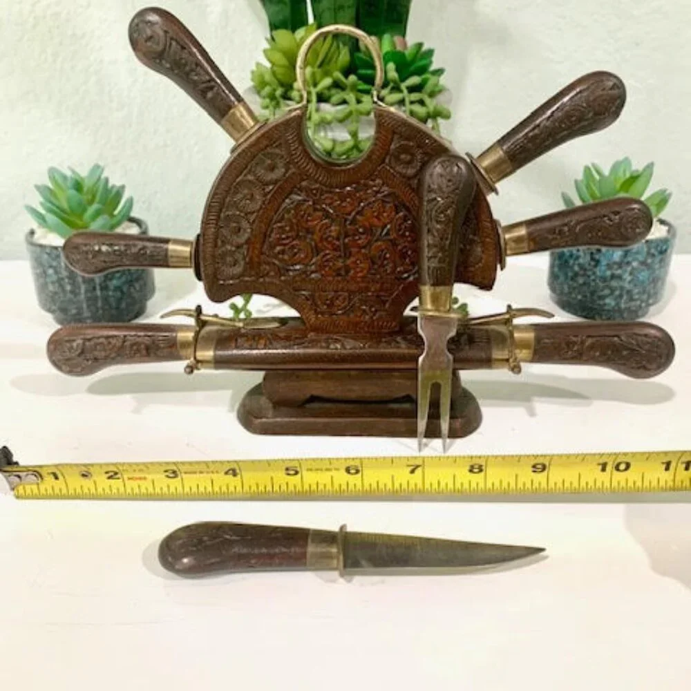 VINTAGE HAND CRAFTED INDIA CARVING SET
